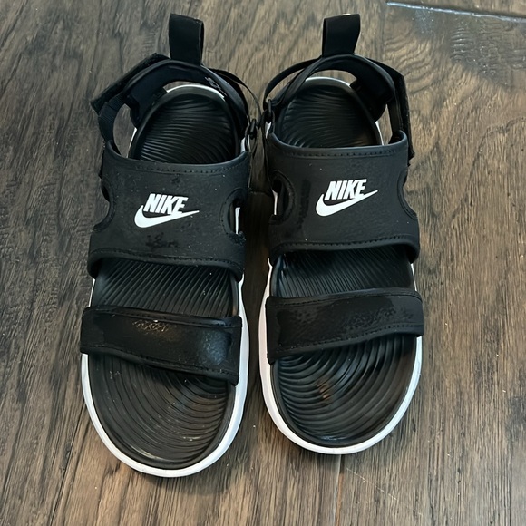 Nike Open Toe Sandal Woman’s Size 8 - Picture 2 of 2